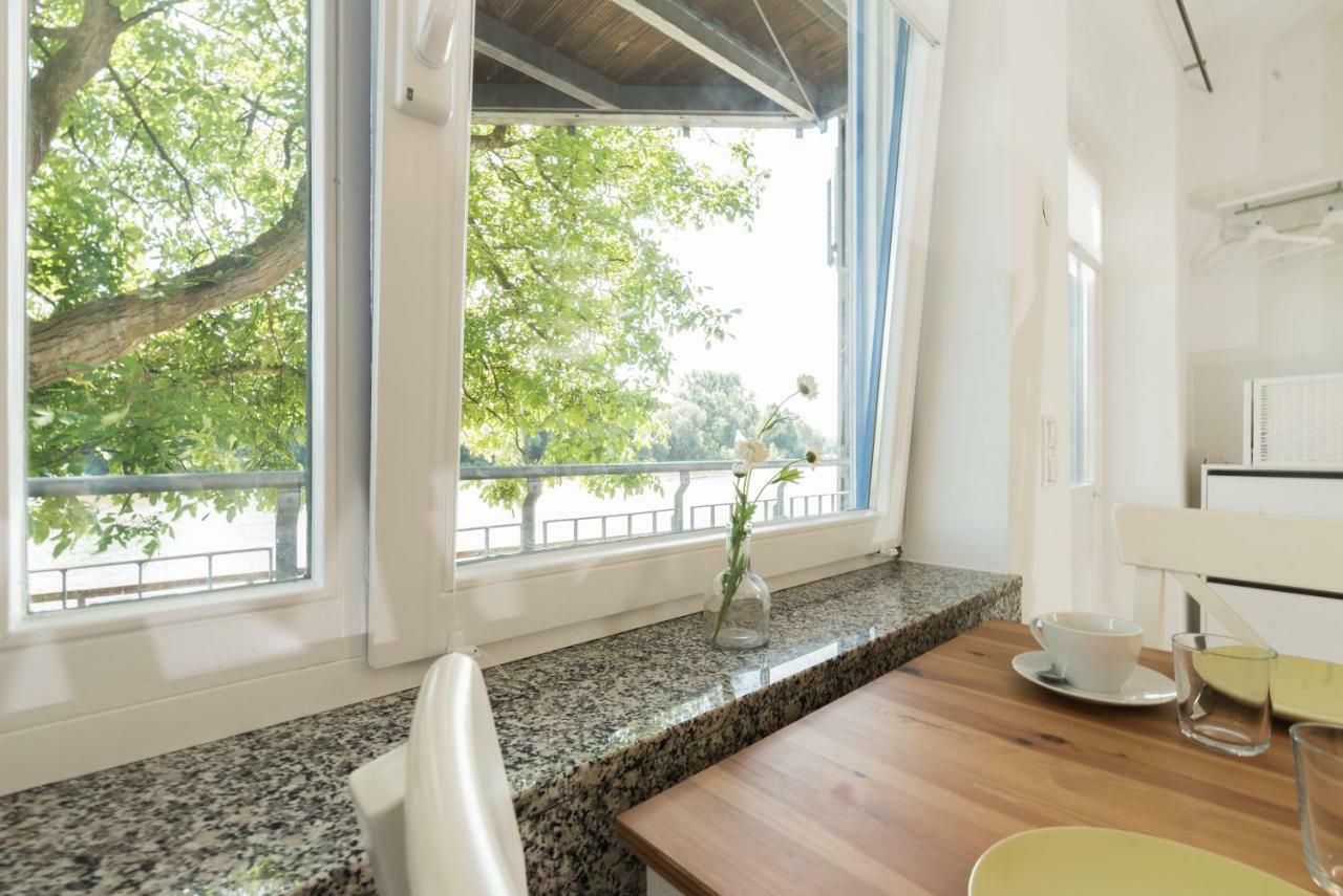 Weserwohnung - Bootshaus Urlaub Am Wasser Hamelin Exteriör bild